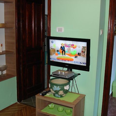 Bjelica Apartments Kotor Bilik gambar