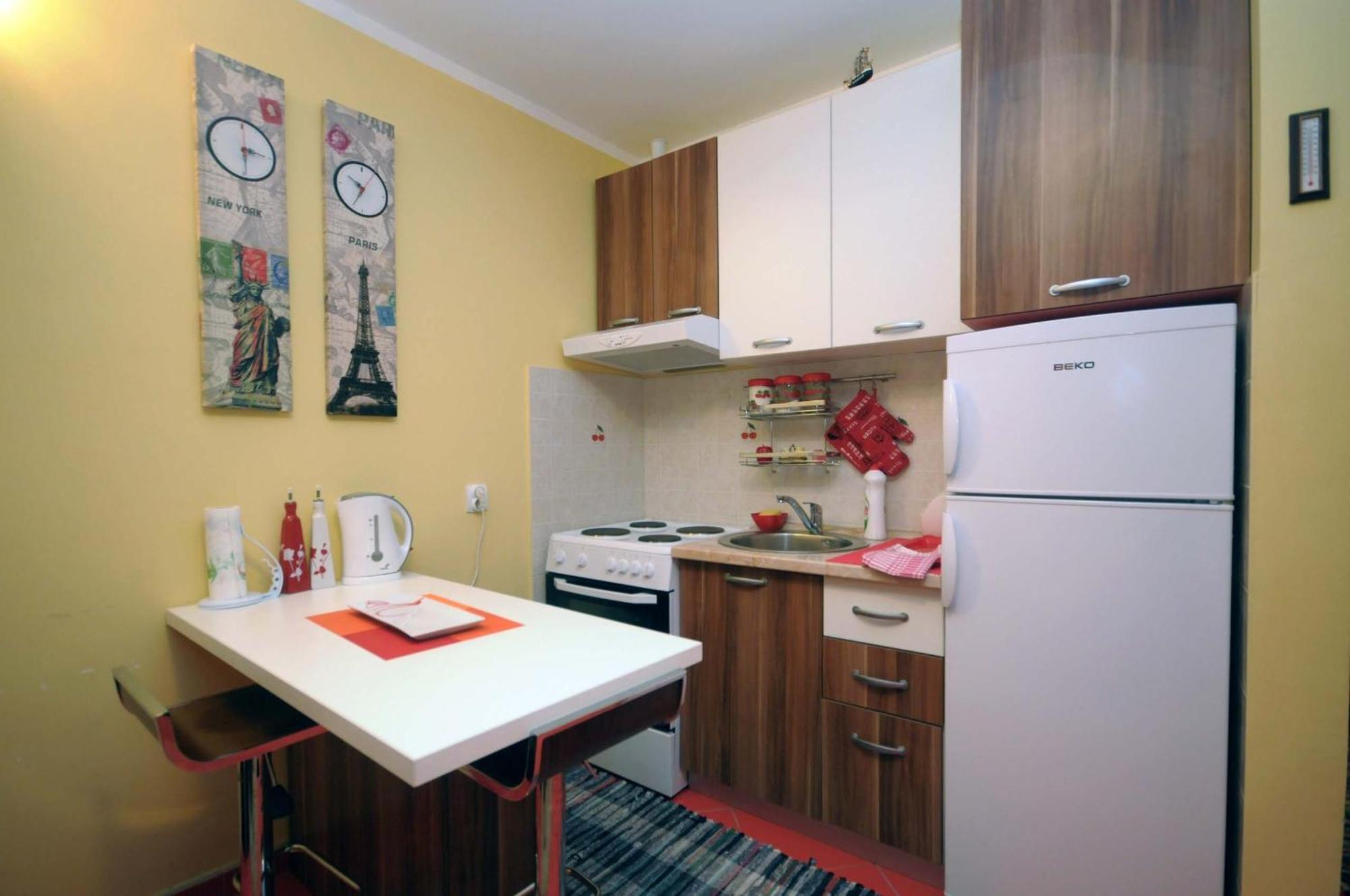 Bjelica Apartments Kotor Bilik gambar