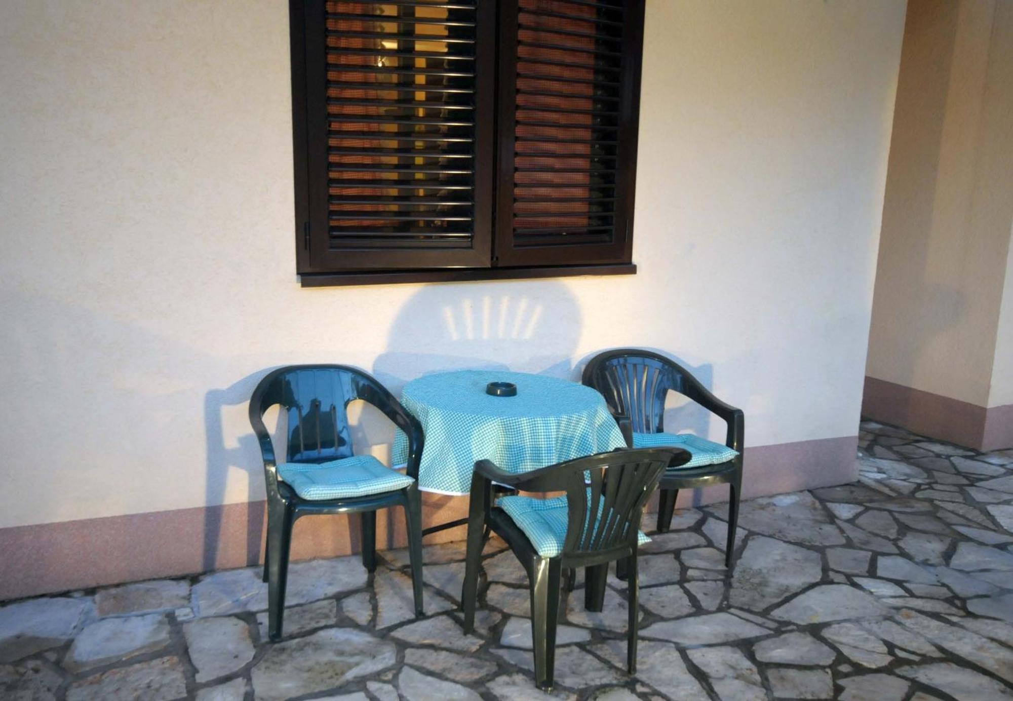 Bjelica Apartments Kotor Bilik gambar